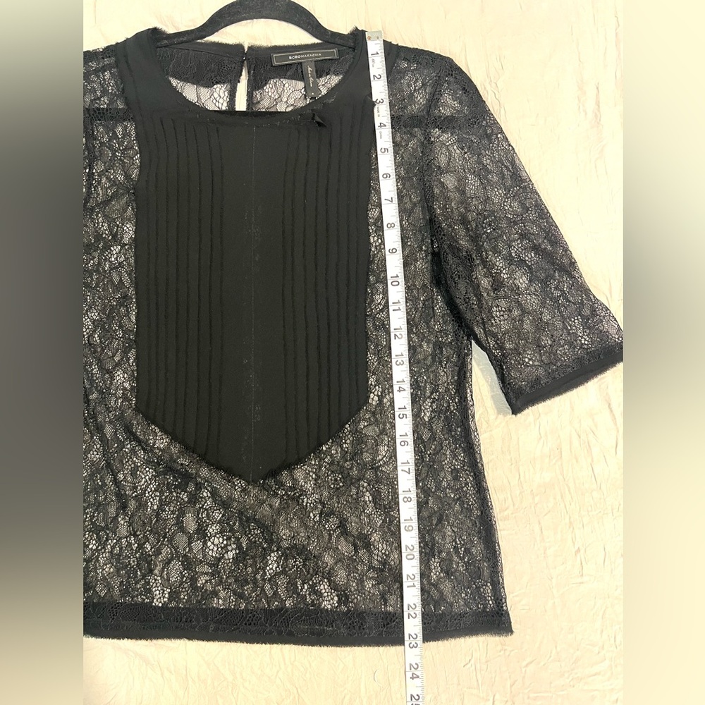 BCBG MaxAzria Sheer Lace Top Short Sleeves Pleated Detail Ethereal SZ S EUC - Picture 8 of 8